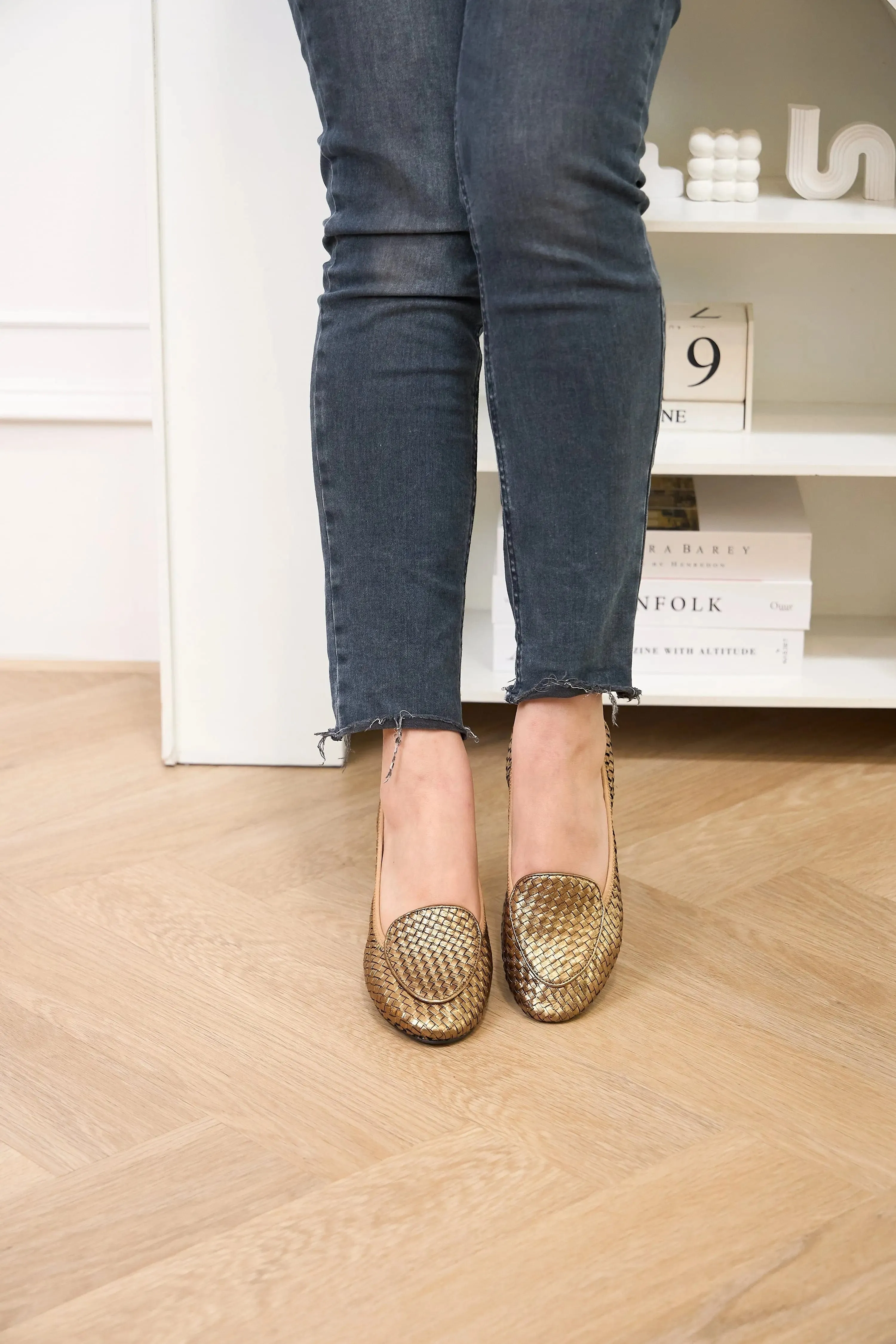 Clapham - Bronze Woven Leather Loafer (EU36 )