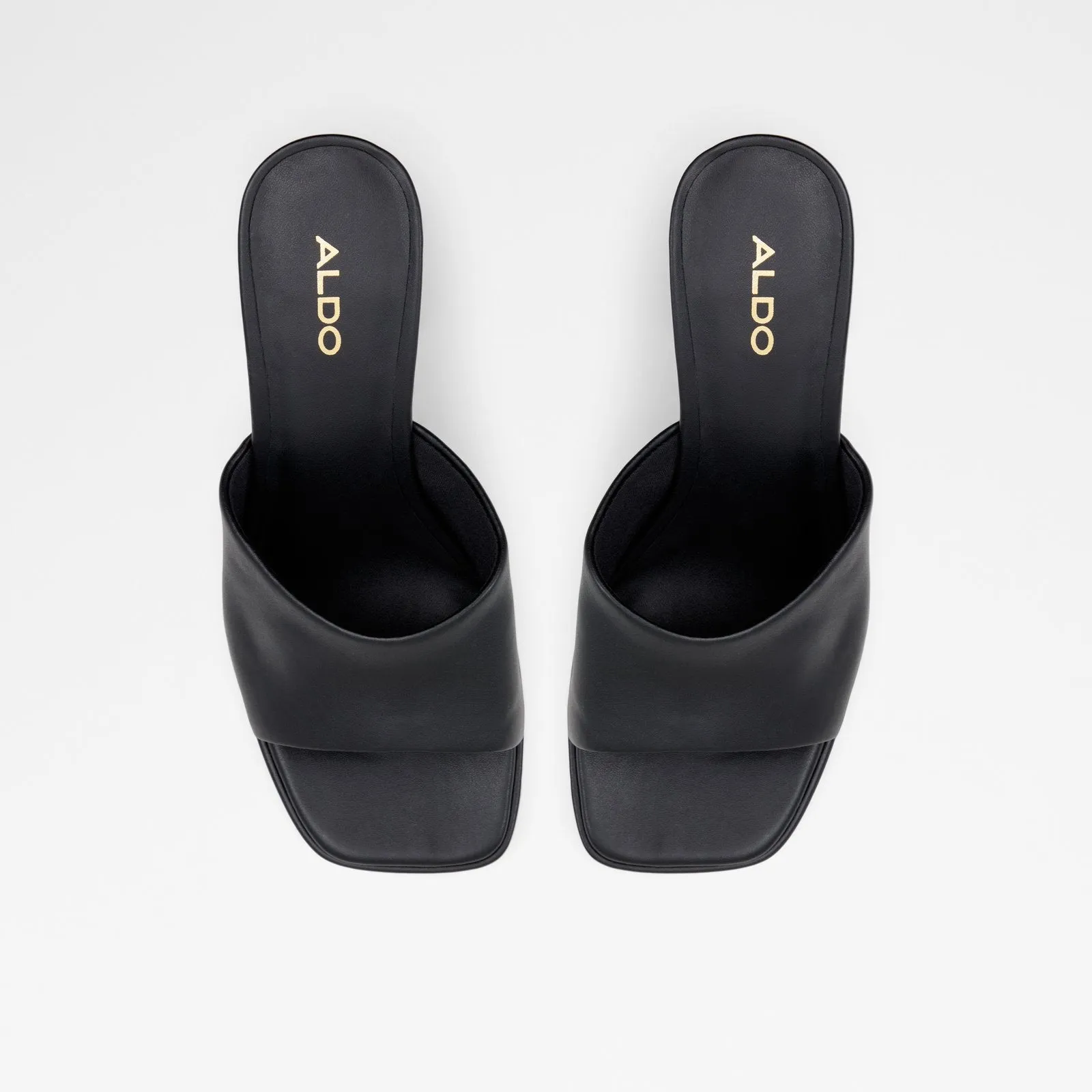Elkie black woman heels