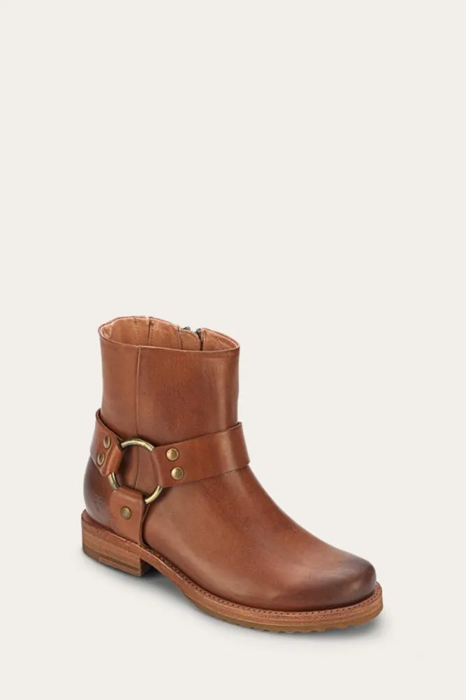Frye  Women's 72493 Brown M