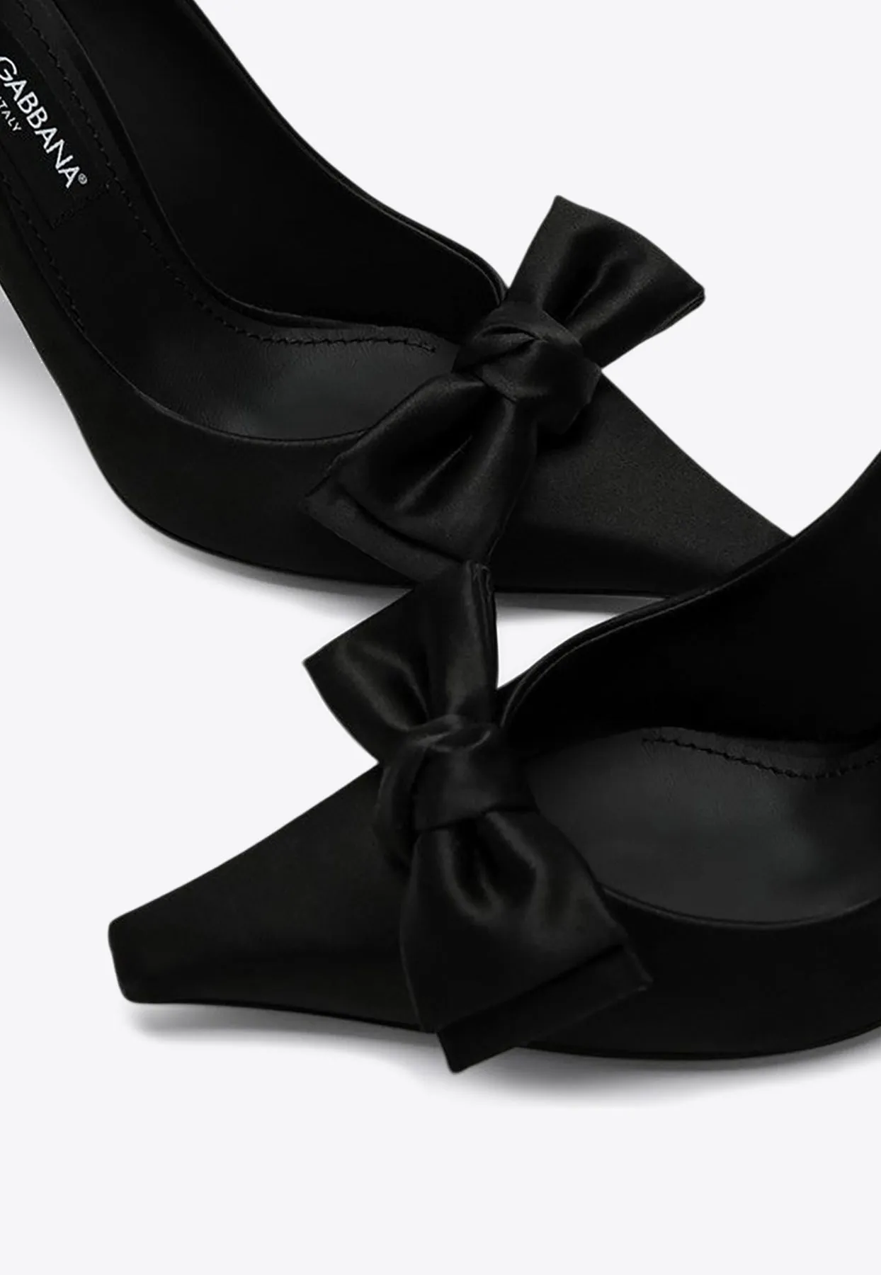 Mun 105 Satin Bow Pumps
